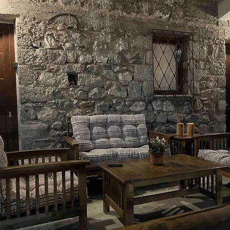 μιτάτο οίτη * Παύλιανη